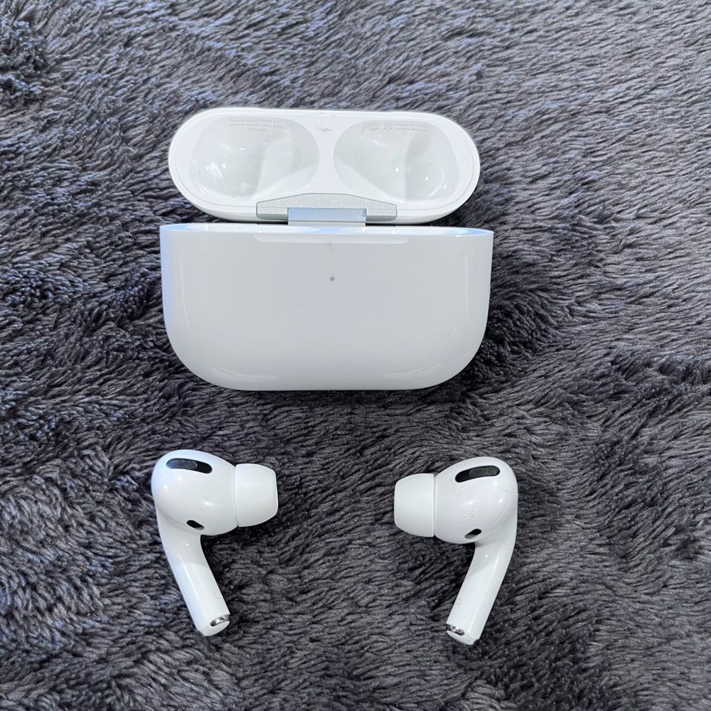 AirPods PRO